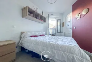 Apartment à Bordeaux — vignette 6
