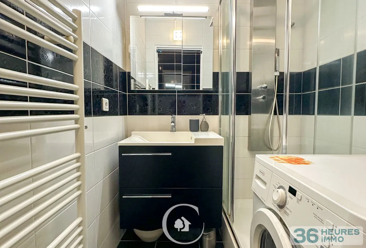 Apartment à Bordeaux — vignette 9