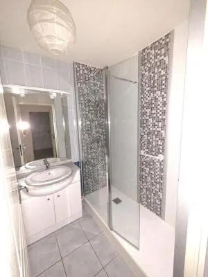 Apartment à Limoges — vignette 7