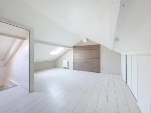 Building à Mont-Saint-Aignan — vignette 10