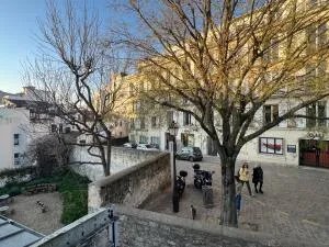 Apartment à Paris 18e Arrondissement — vignette 21