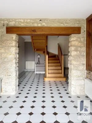 House à Freneuse — vignette 13