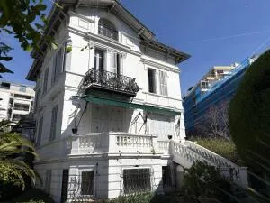 Estate à Antibes — vignette 2