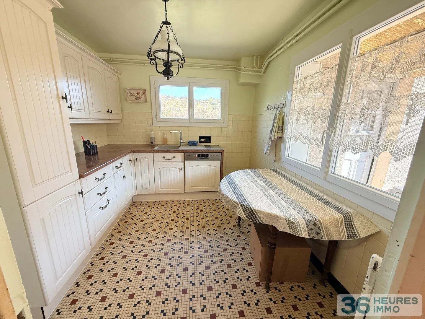 House à Saint-Solve — vignette 2