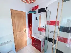 House à Bazouges-la-Pérouse — vignette 7