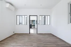 Local d’activités (bureaux + entrepôt) rénové à Naizin - Axe Locminé / Pontivy