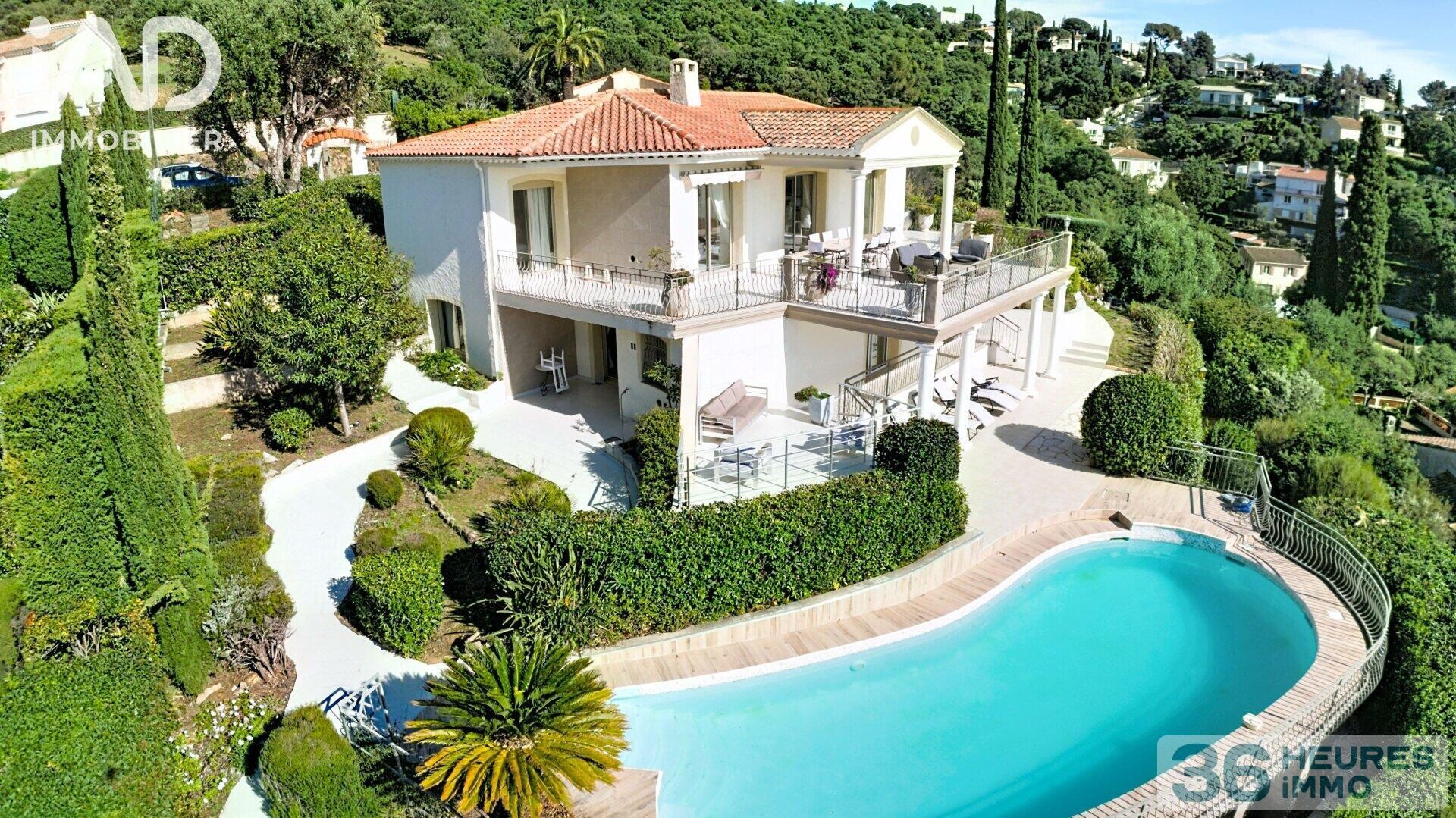 propriété 5 chambres - 199 m² - Vue Mer
