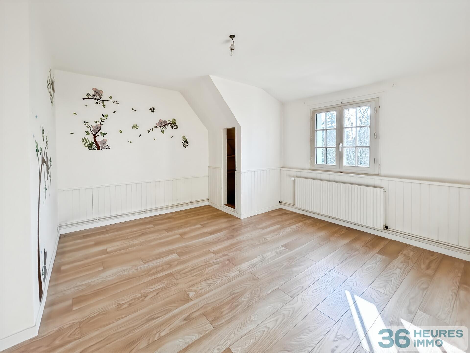 Maison à Le Mesnil-le-Roi — vignette 10