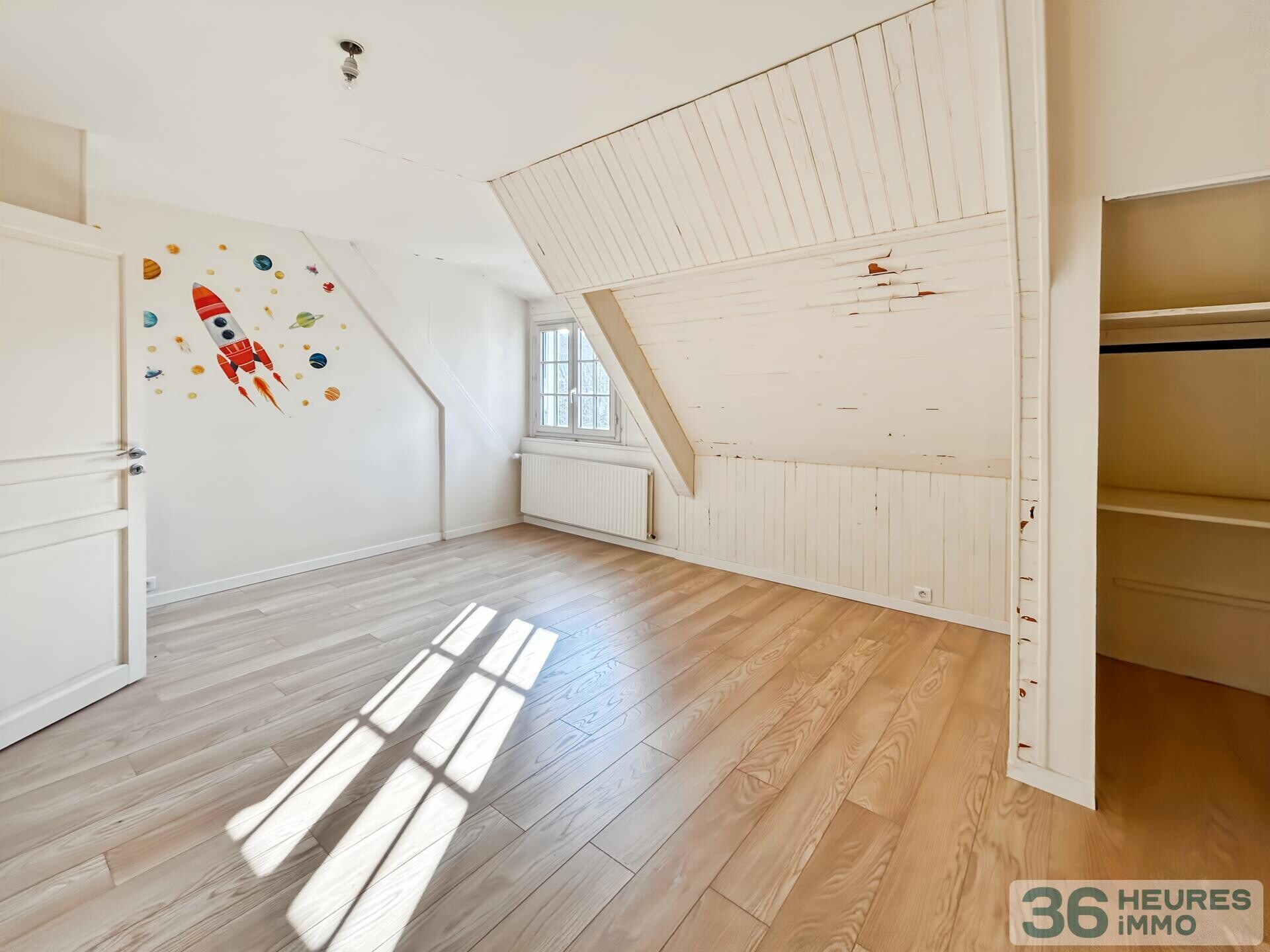 Maison à Le Mesnil-le-Roi — vignette 13