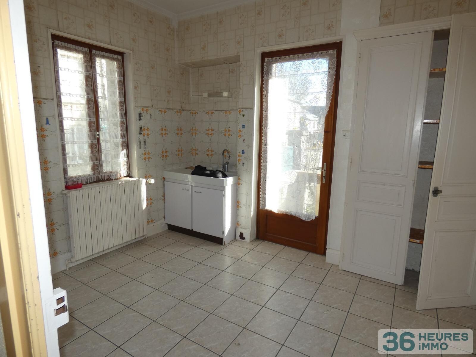 Maison à Saint-Gervais-d'Auvergne — vignette 2
