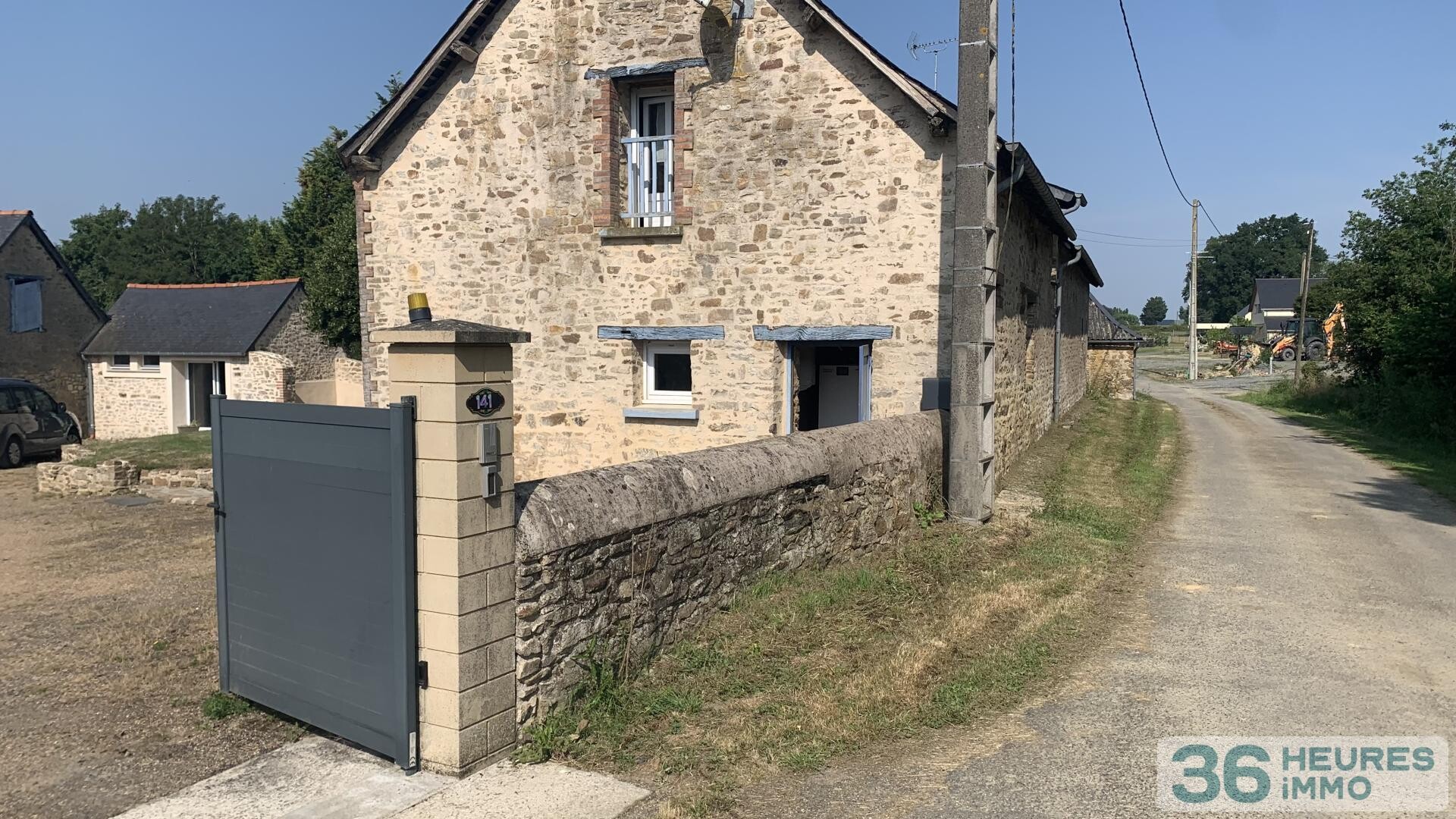 Maison à Saint-Saturnin-du-Limet — vignette 4