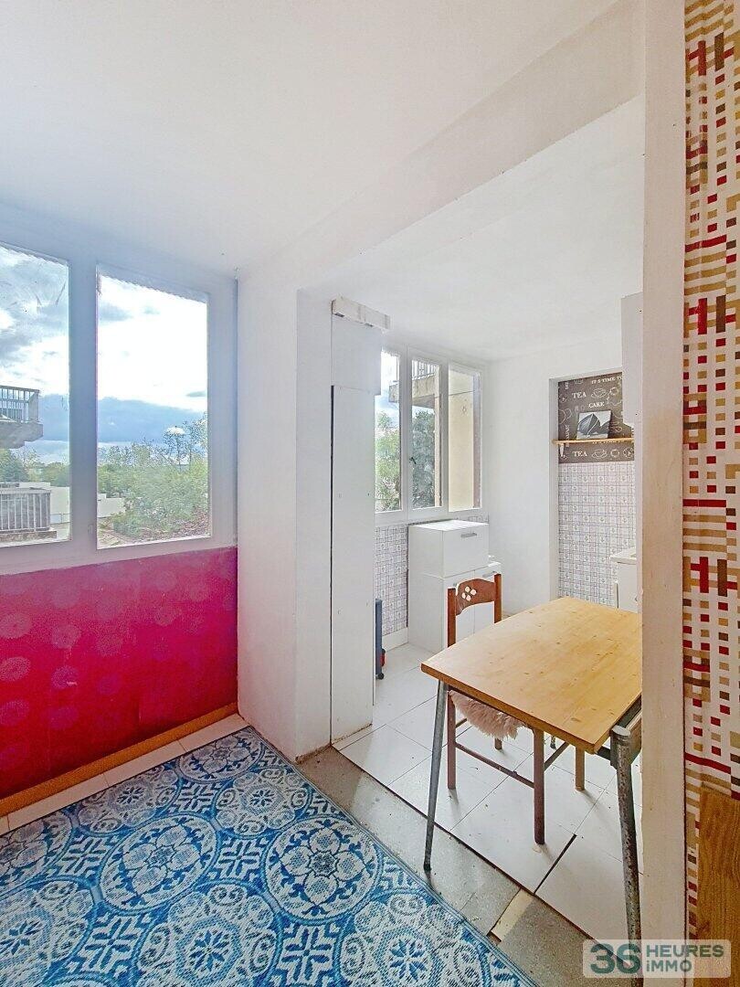 Appartement à Val-de-Reuil — vignette 7