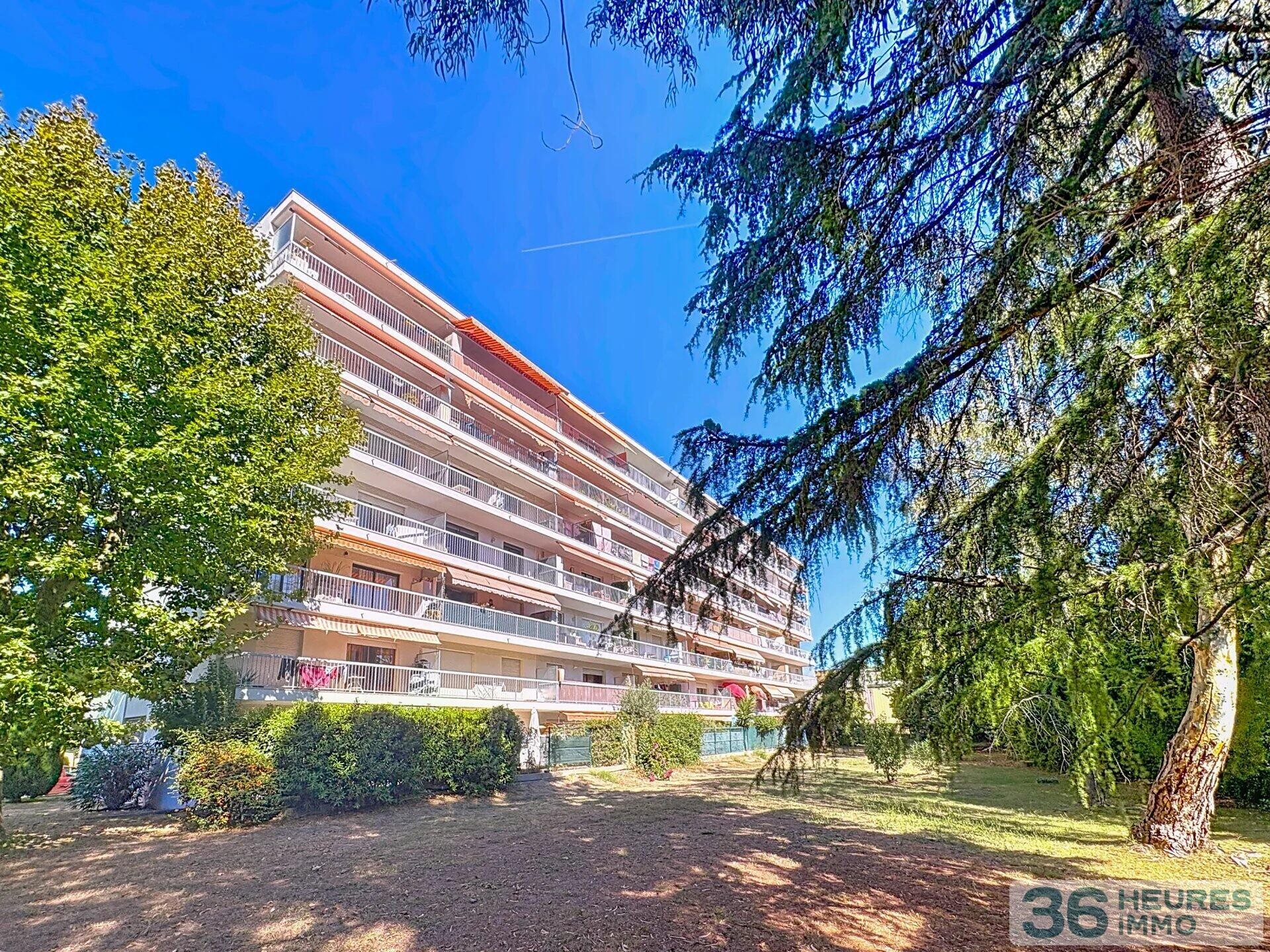 Appartement à Le Cannet — vignette 8