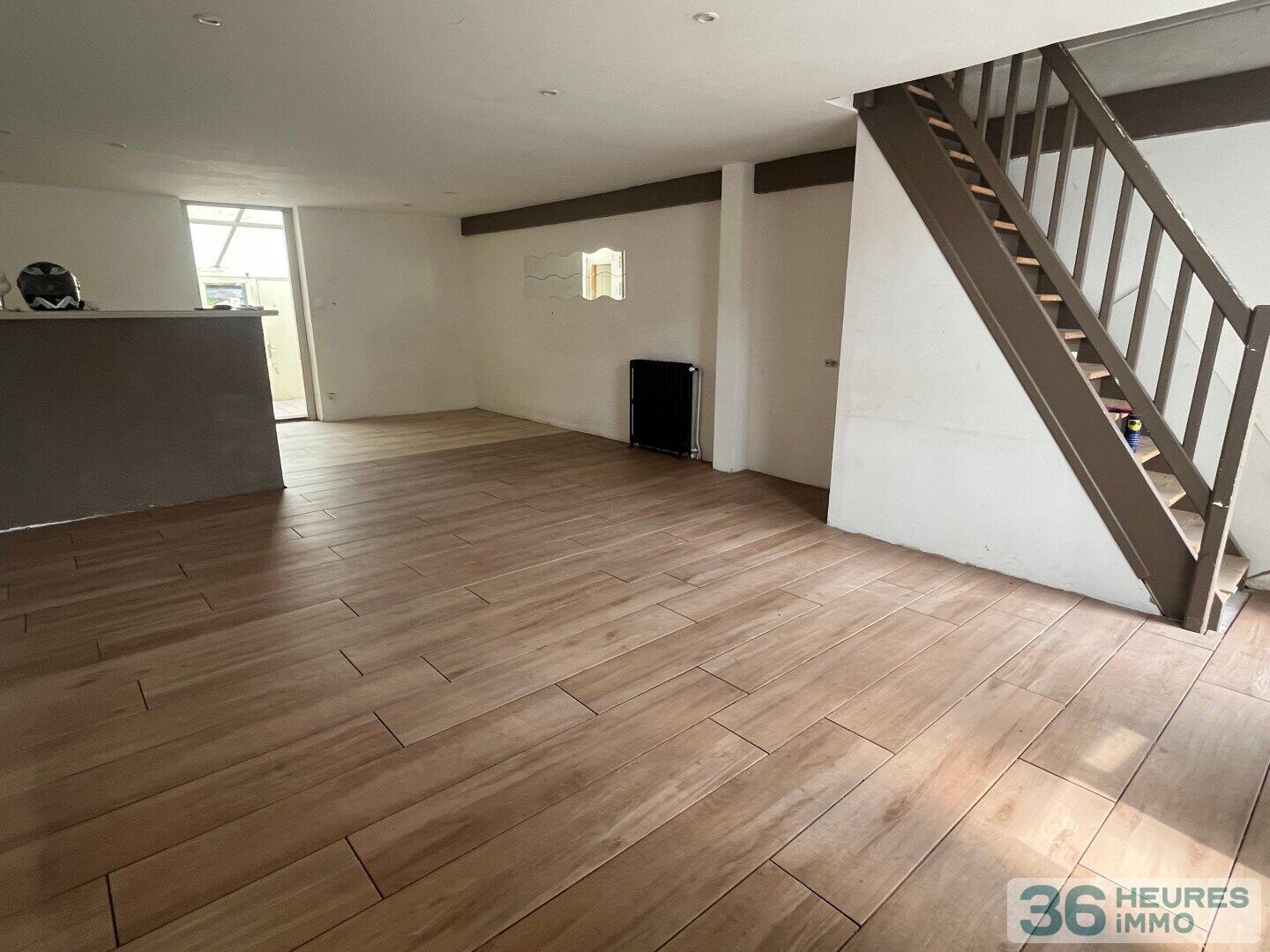 MAISON AVEC TRAVAUX 