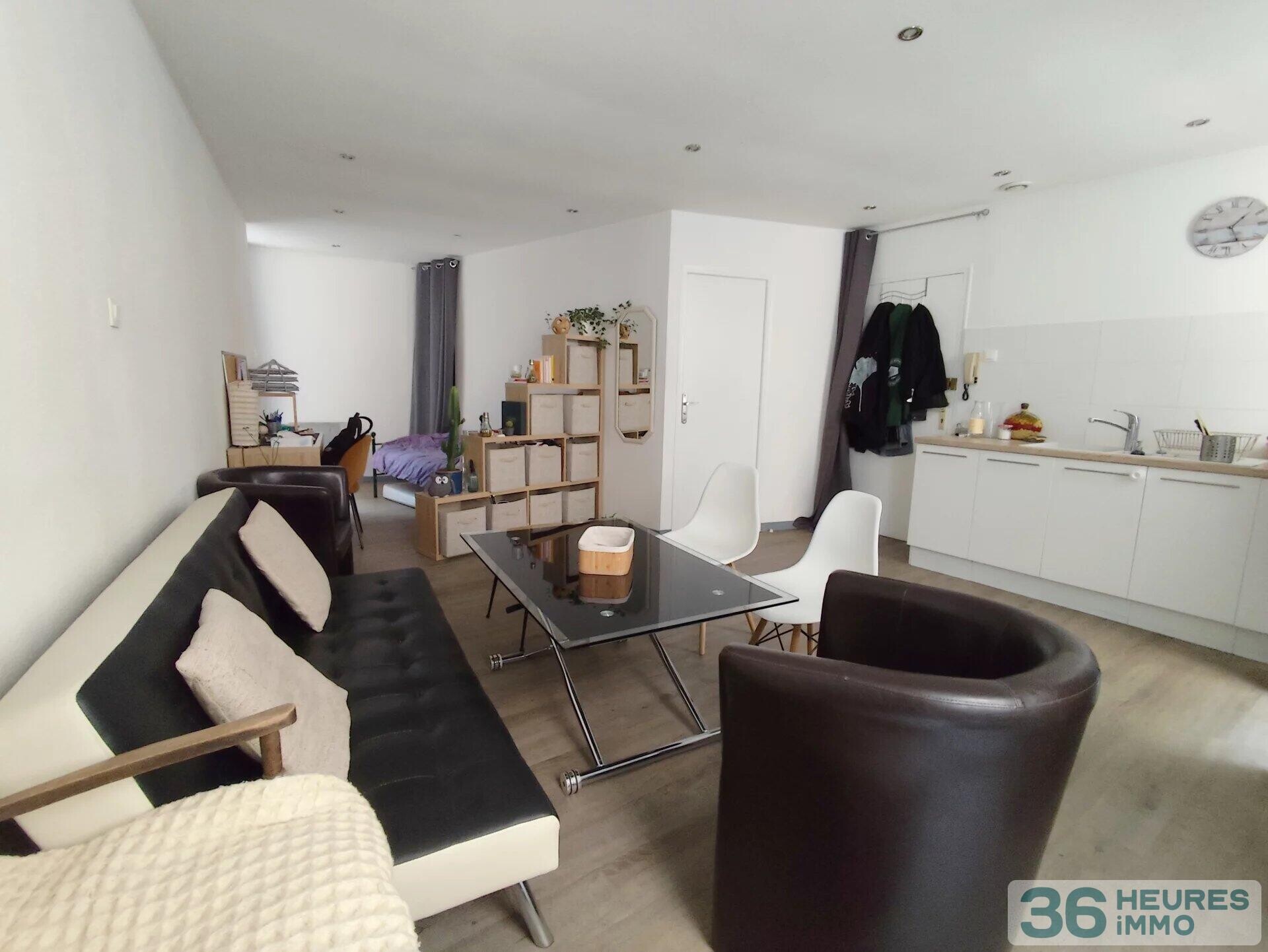 Appartement à Nîmes — vignette 2