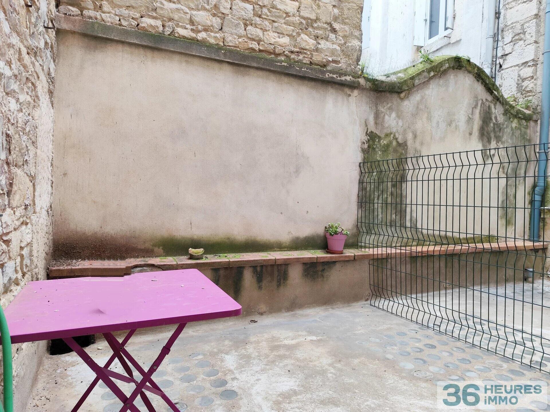 Appartement à Nîmes — vignette 8