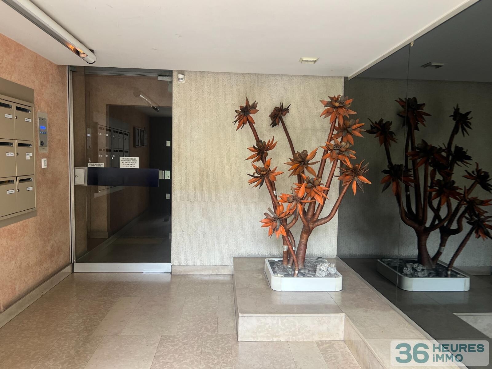 Appartement à Les Lilas — vignette 2