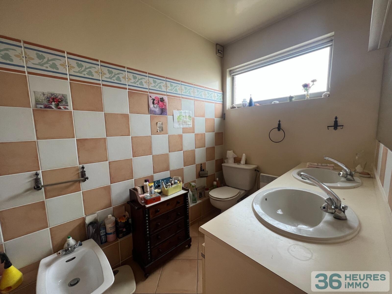 Appartement à Les Lilas — vignette 26