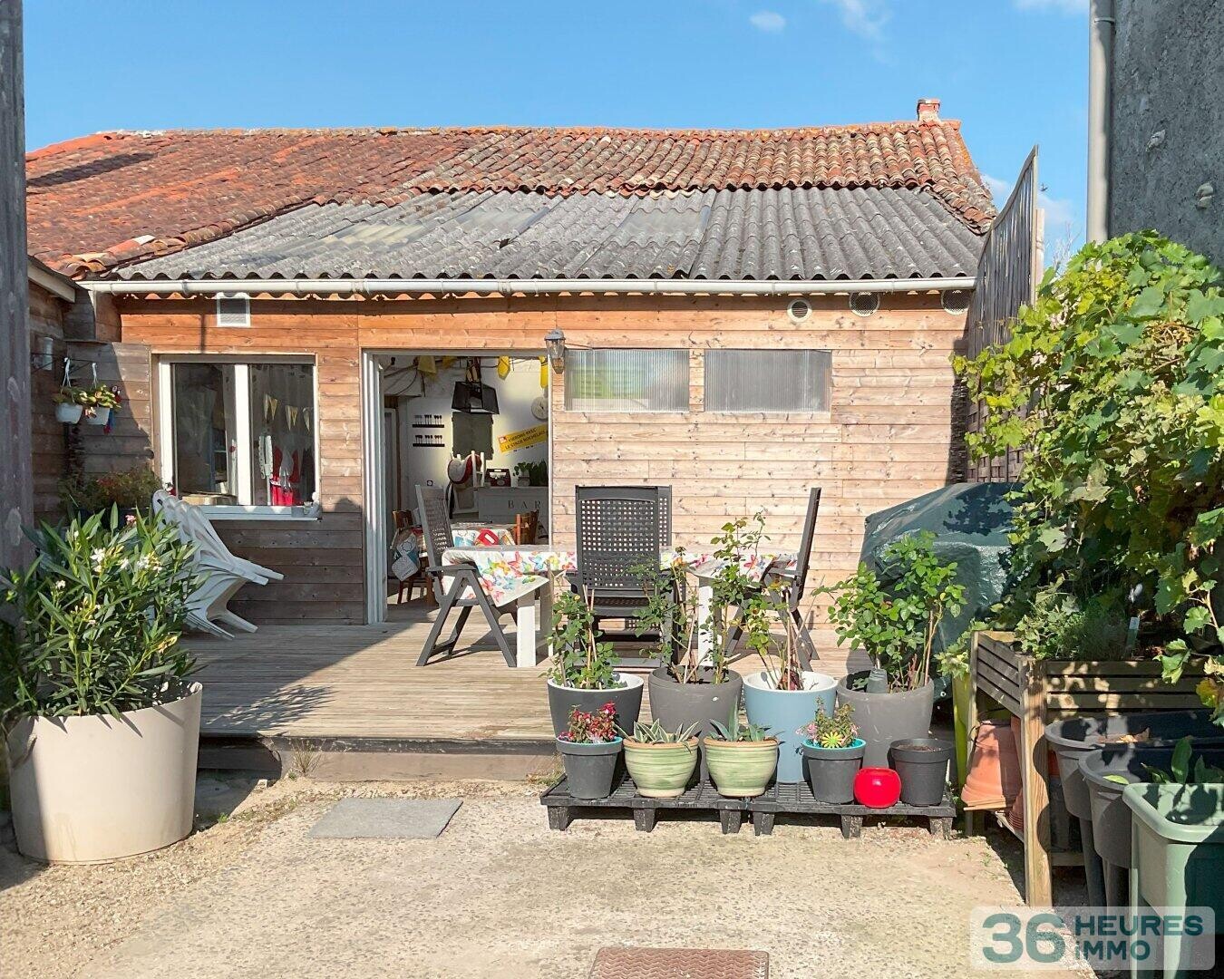 Maison à Le Gué-d'Alleré — vignette 4