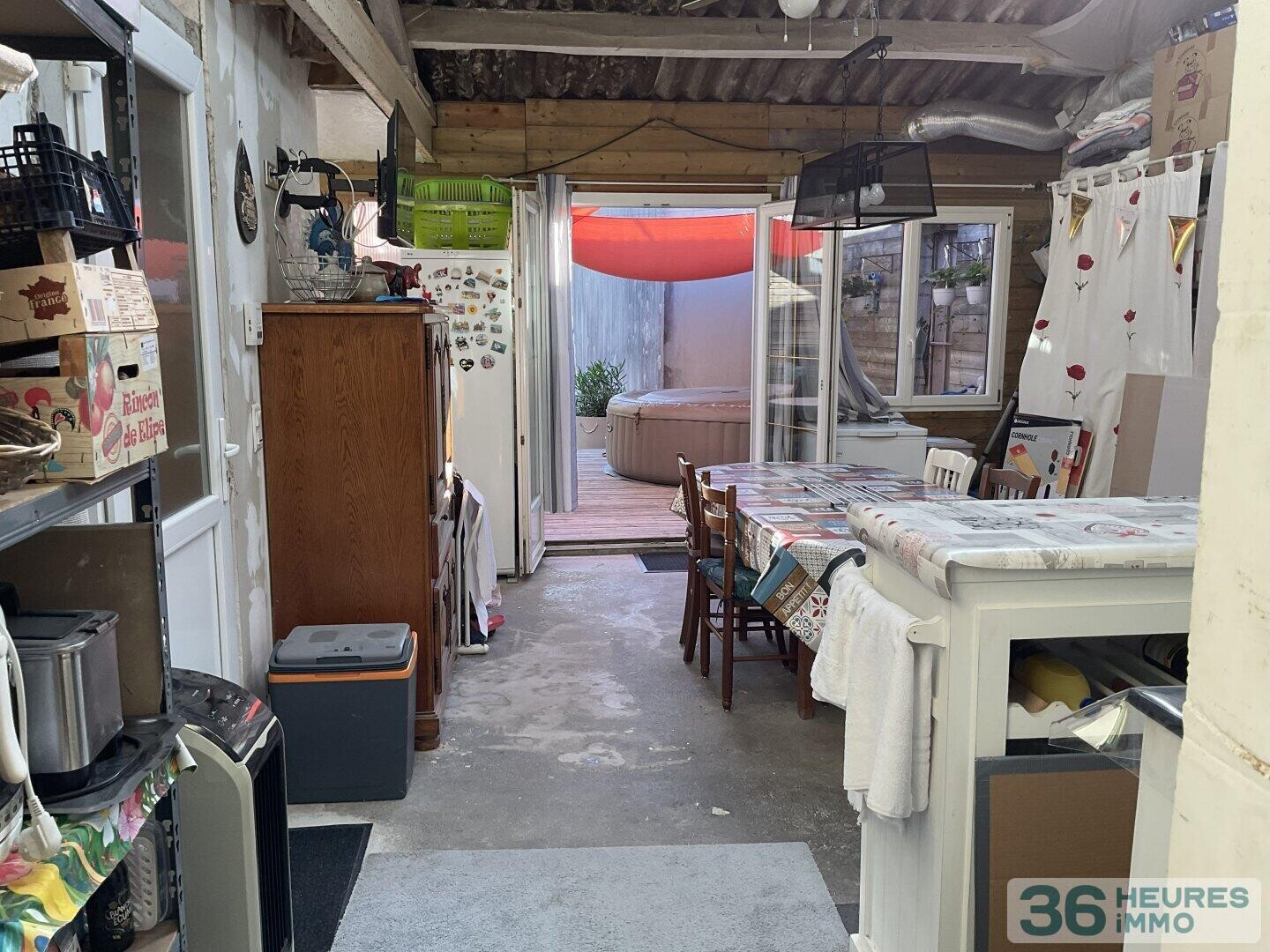 Maison à Le Gué-d'Alleré — vignette 6