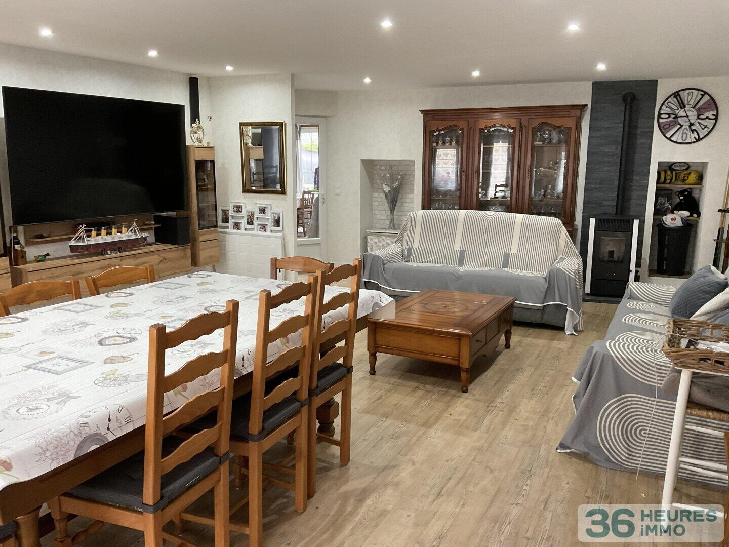 Maison à Le Gué-d'Alleré — vignette 12
