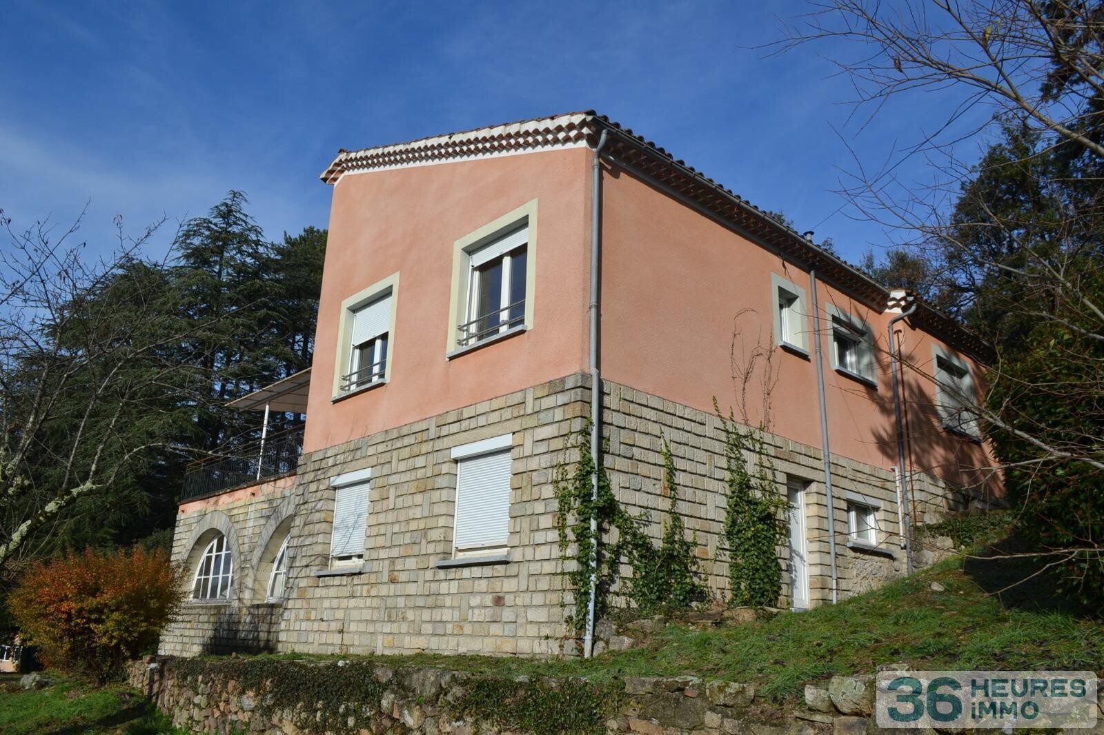 Maison à Rocher — vignette 2