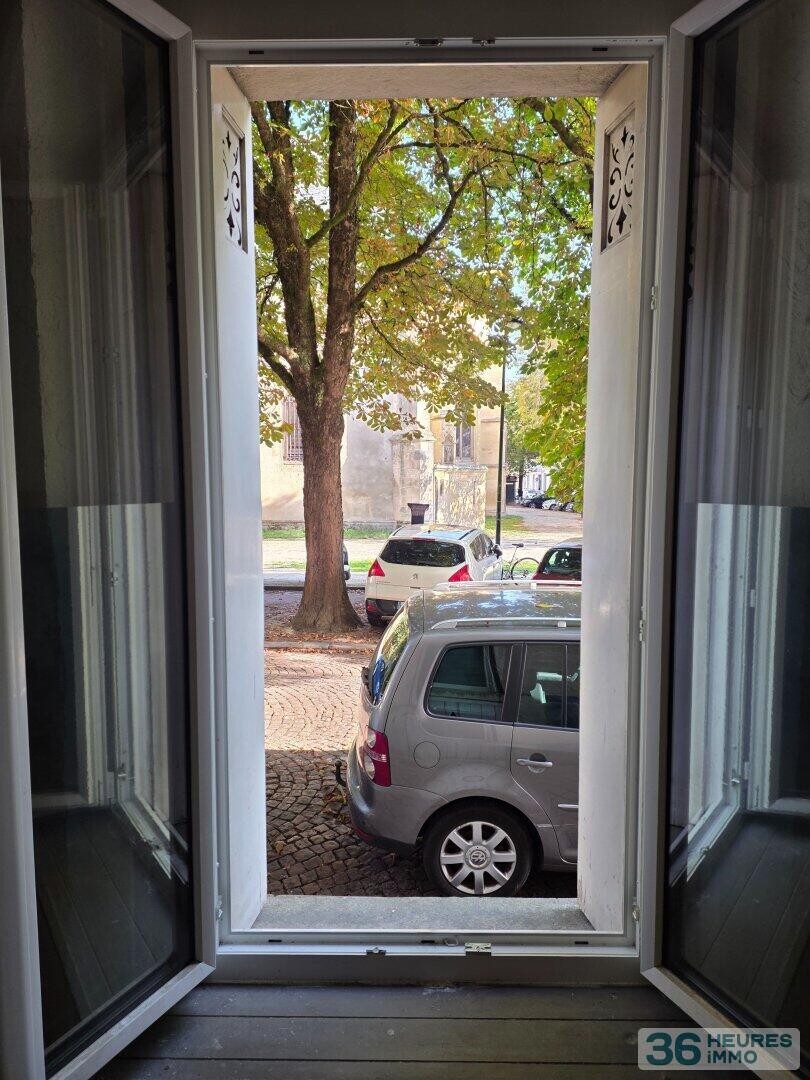 Appartement à Bordeaux — vignette 2