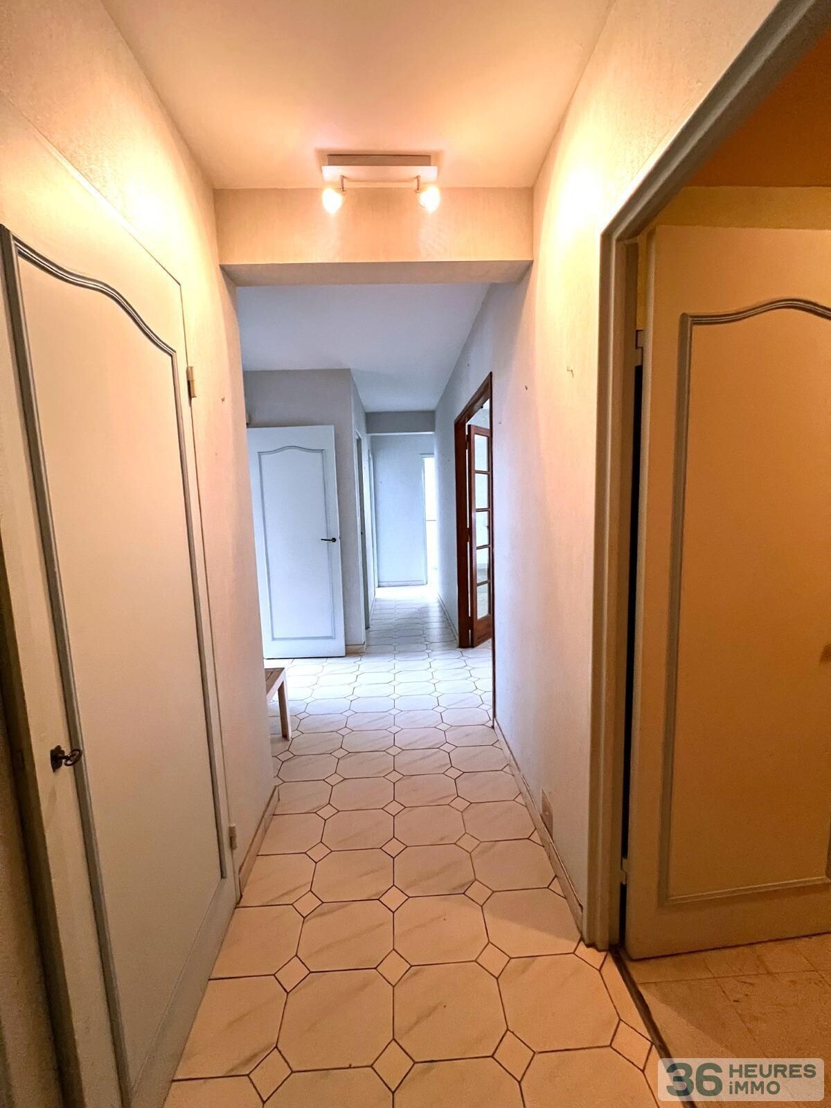 Appartement à Bordeaux — vignette 4