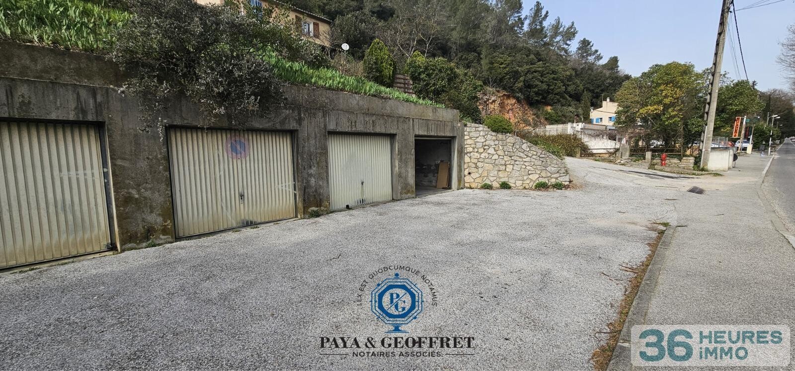 Garage – Parking à Méounes-lès-Montrieux — vignette 2