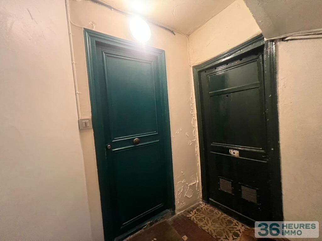 Appartement à Paris 18e Arrondissement — vignette 8