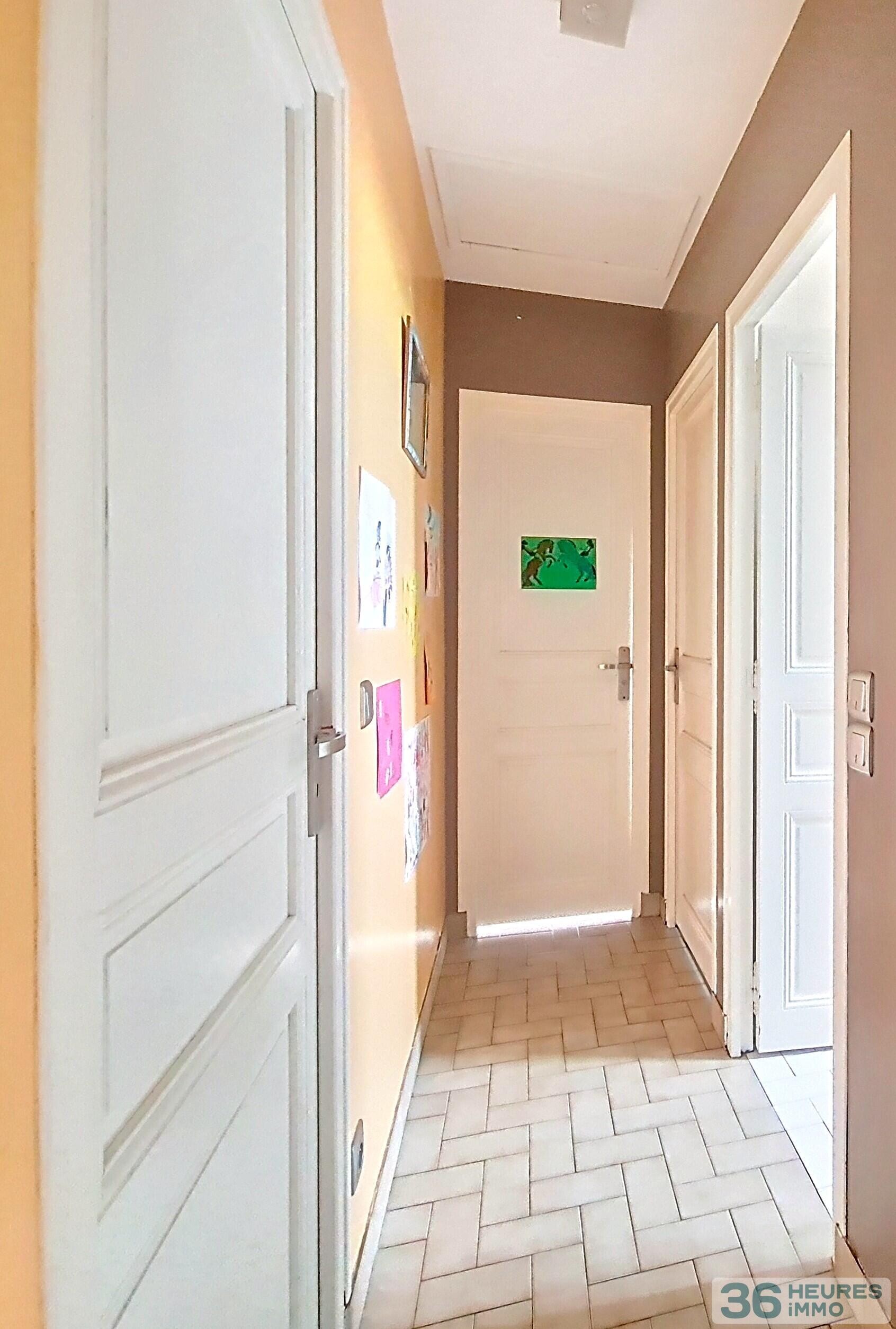 Maison à Saint-Agnant — vignette 11