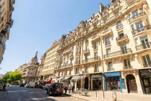 Apartment à Paris 16e Arrondissement — vignette 10