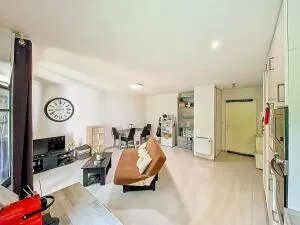 Appartement 2 pièces avec terrasse et jardin à Rambouillet (78120)