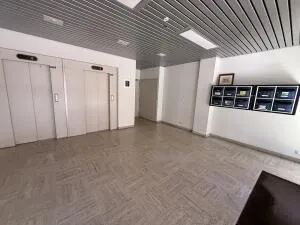 Business and/or Commercial Premises à Limoges — vignette 5