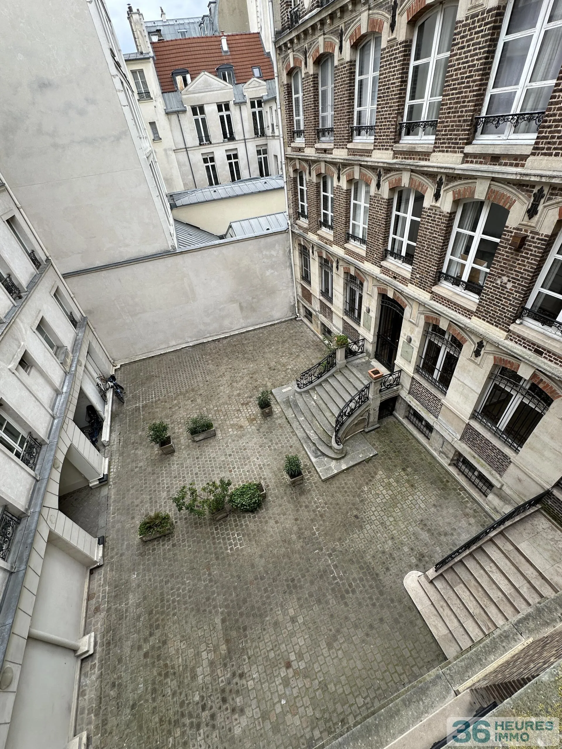 Apartment à Paris 3e Arrondissement — vignette 3