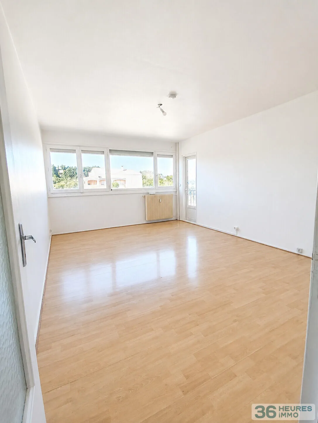 Apartment à Villeneuve-lès-Avignon — vignette 4