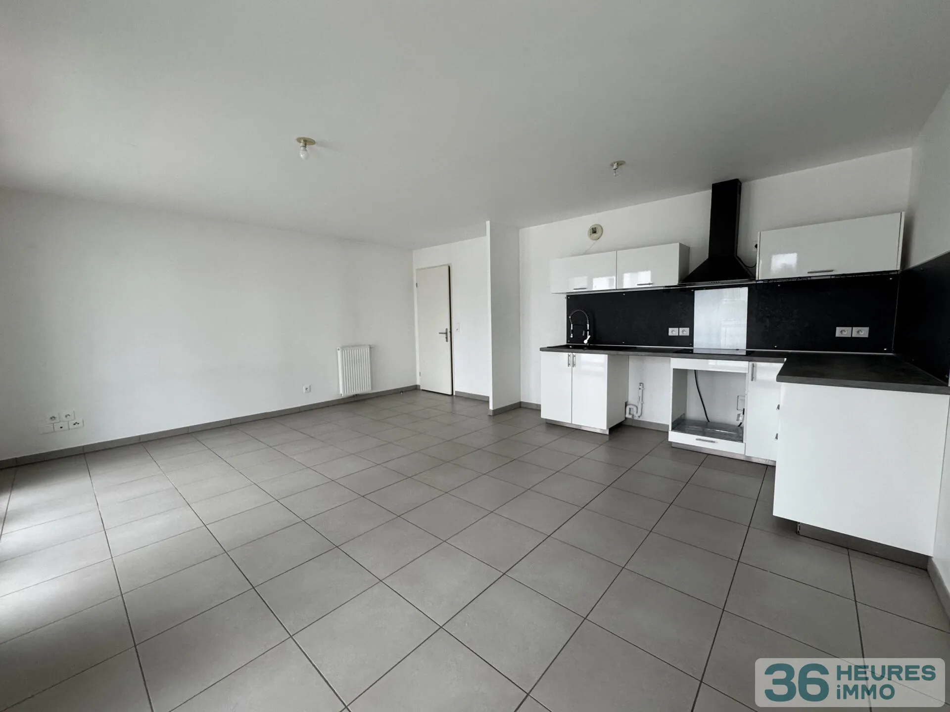 Apartment à Bordeaux — vignette 2