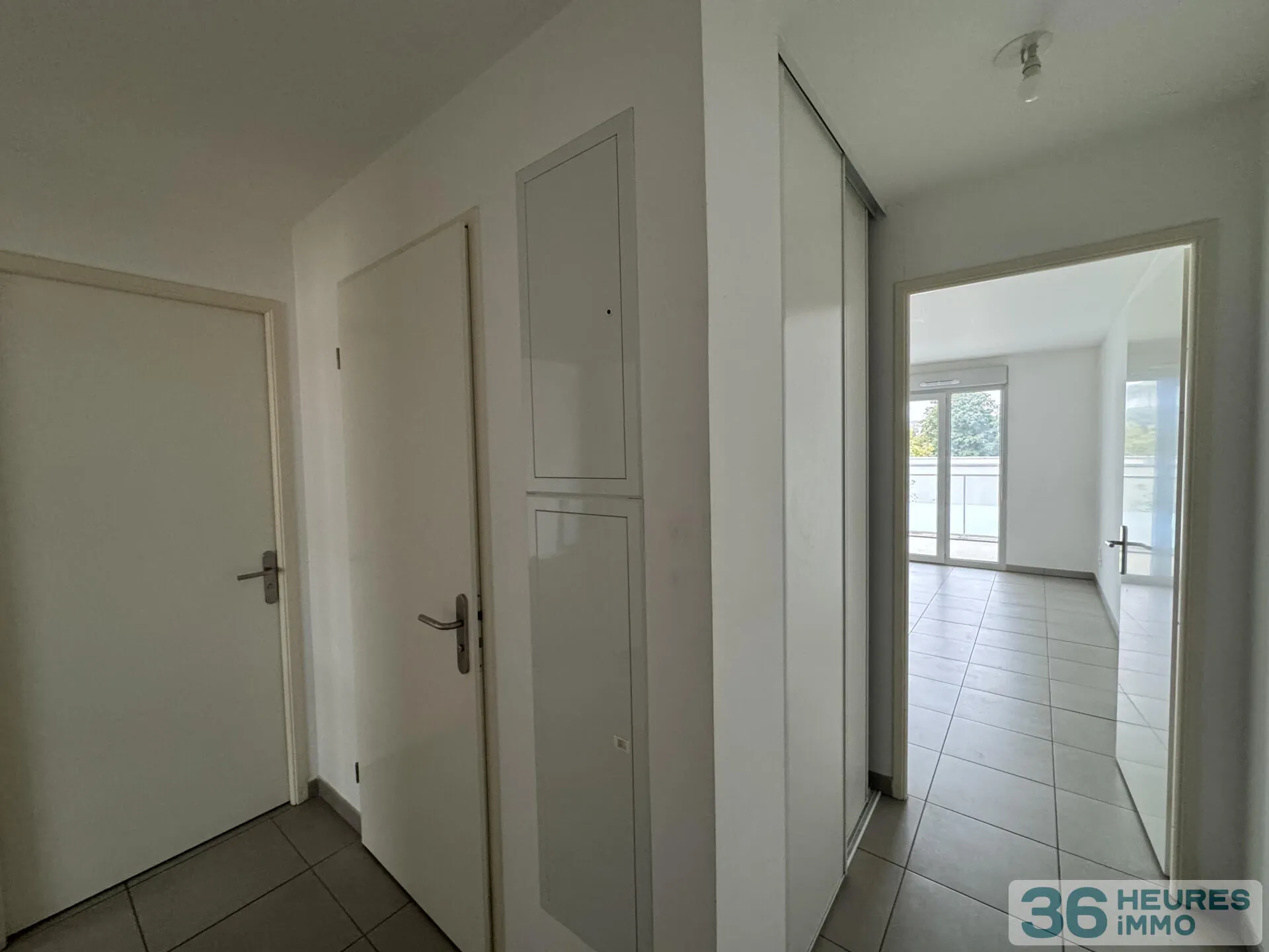 Apartment à Bordeaux — vignette 7