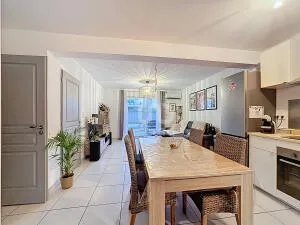 Apartment à Velleron — vignette 6
