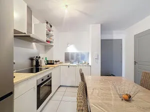 Apartment à Velleron — vignette 9