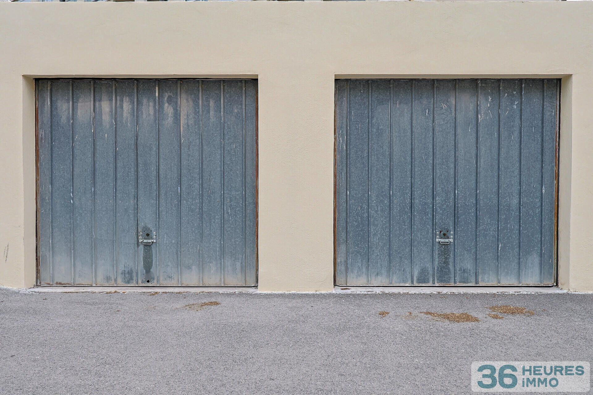 LOT 2 GARAGES FERMÉ AIX EN PROVENCE