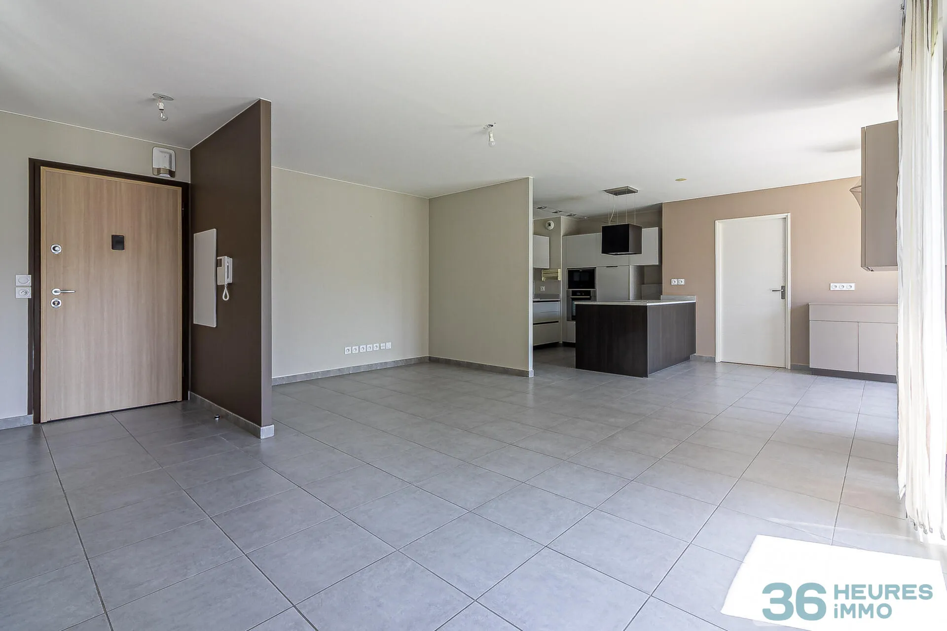 Apartment à Genas — vignette 5