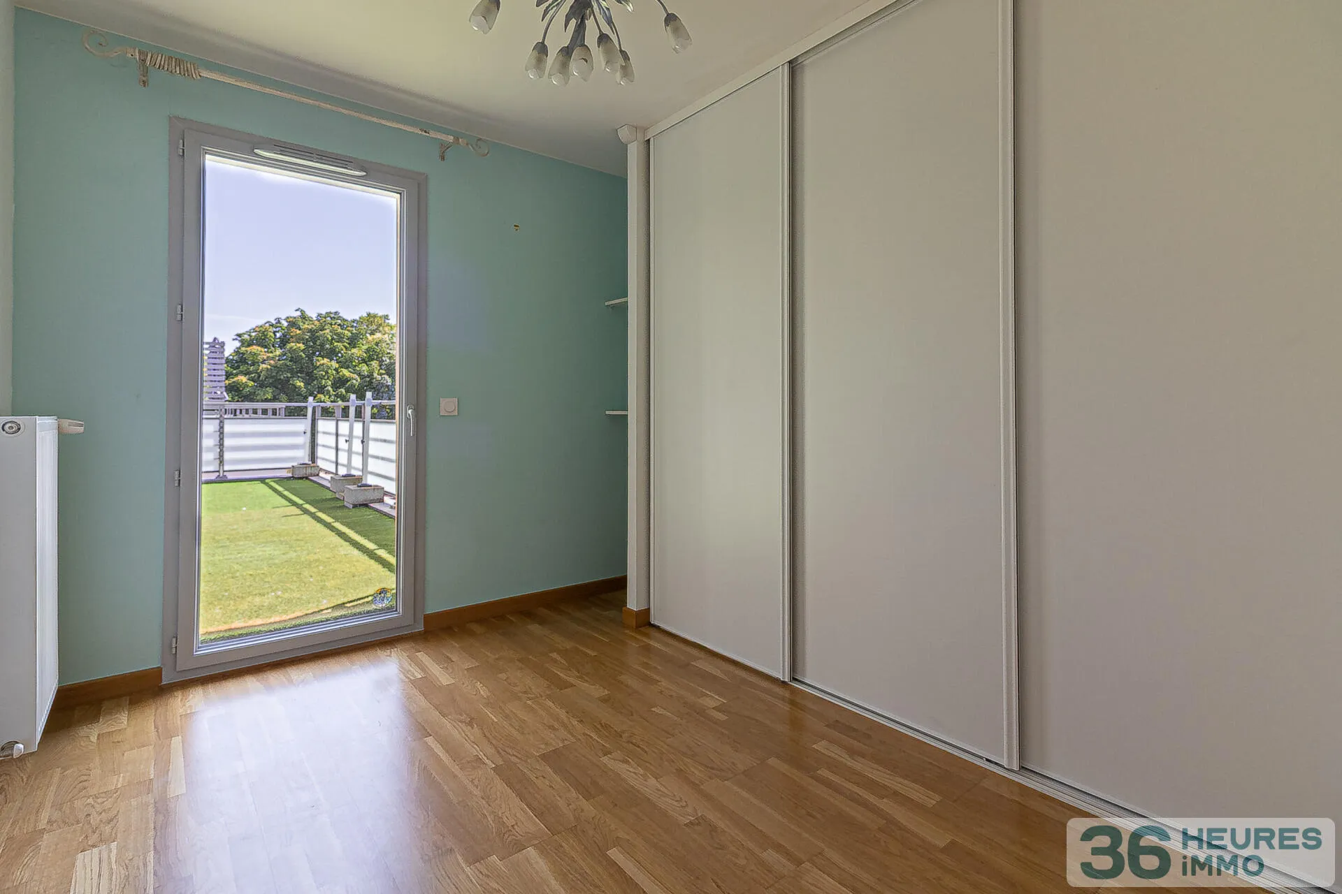 Apartment à Genas — vignette 21