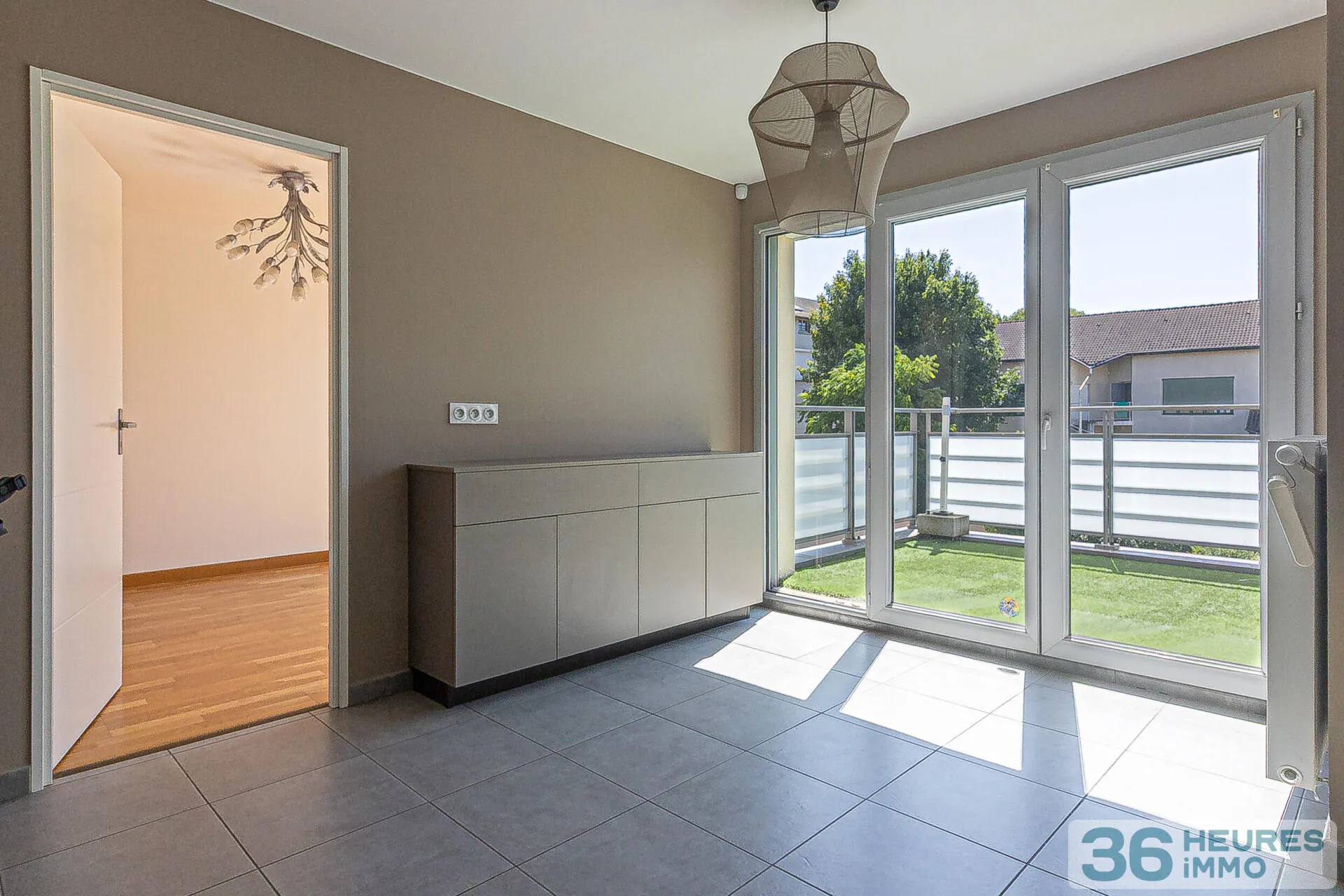 Apartment à Genas — vignette 27