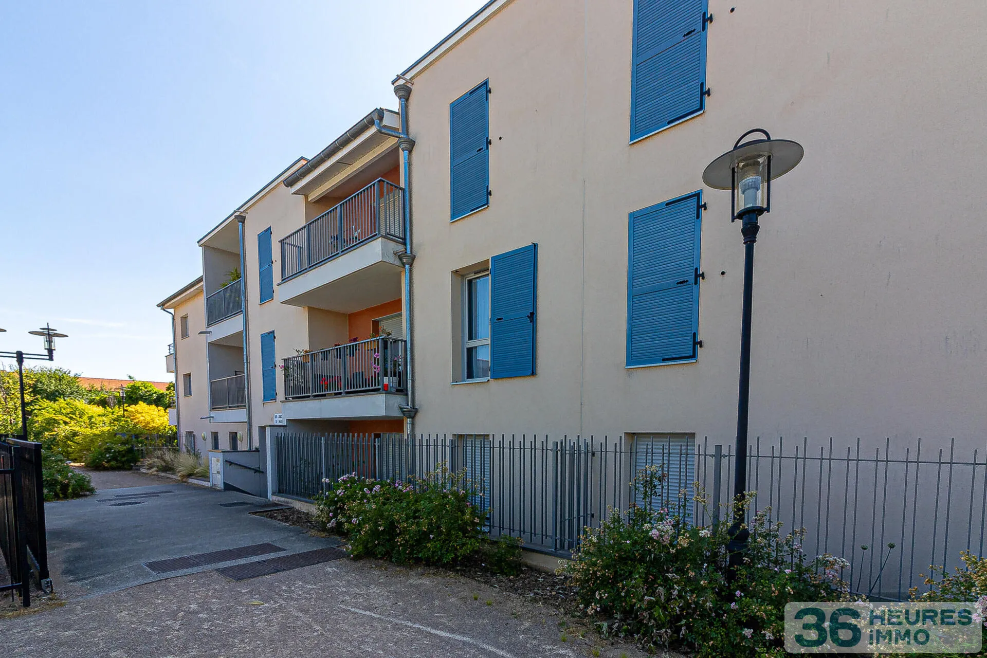 Apartment à Genas — vignette 29