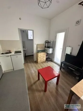 Apartment à Nîmes — vignette 3