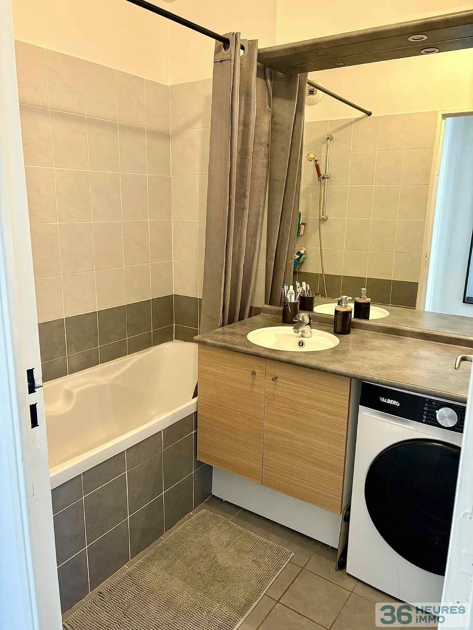 Apartment à Marignane — vignette 11