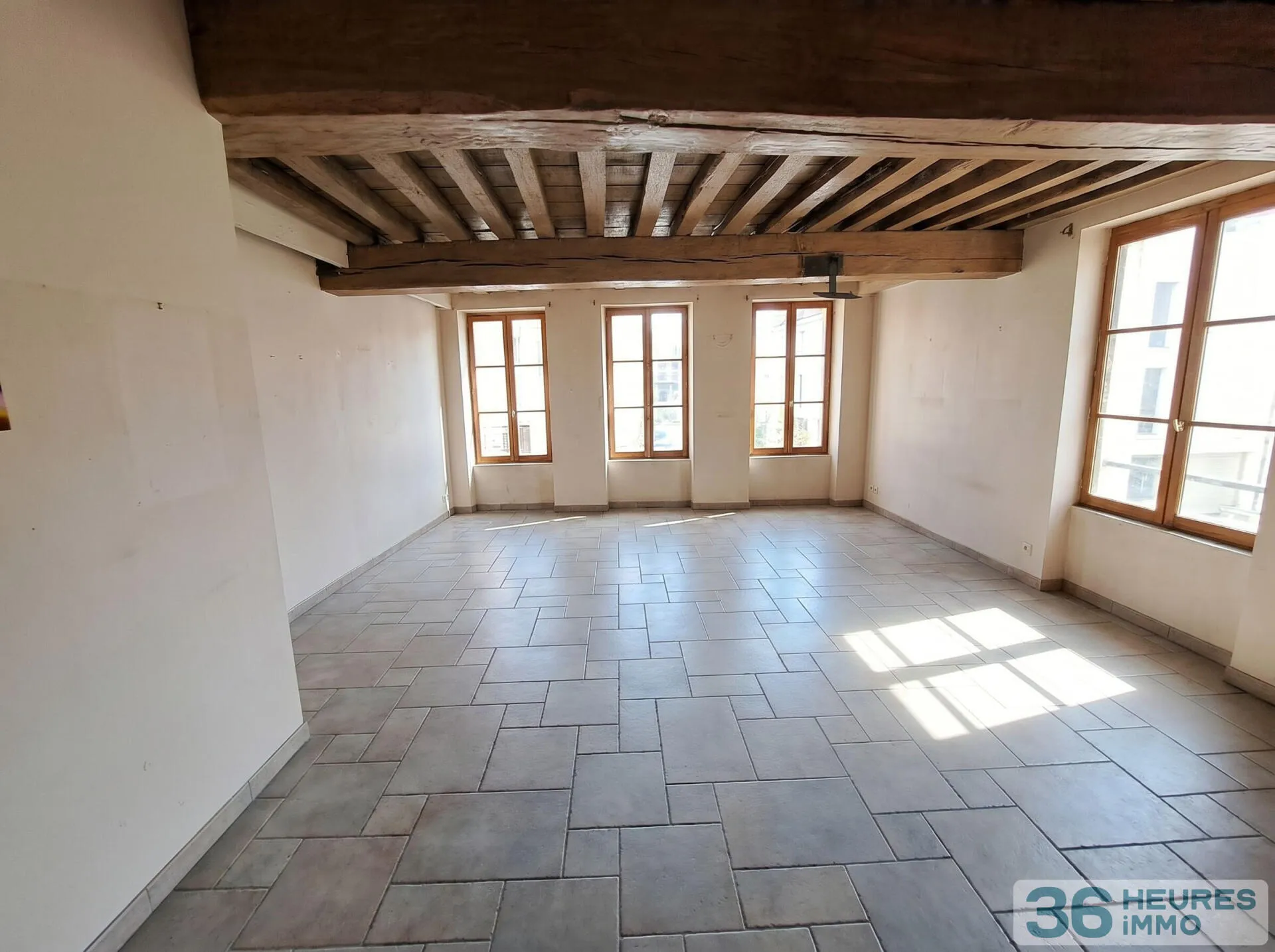 Apartment à Troyes — vignette 2