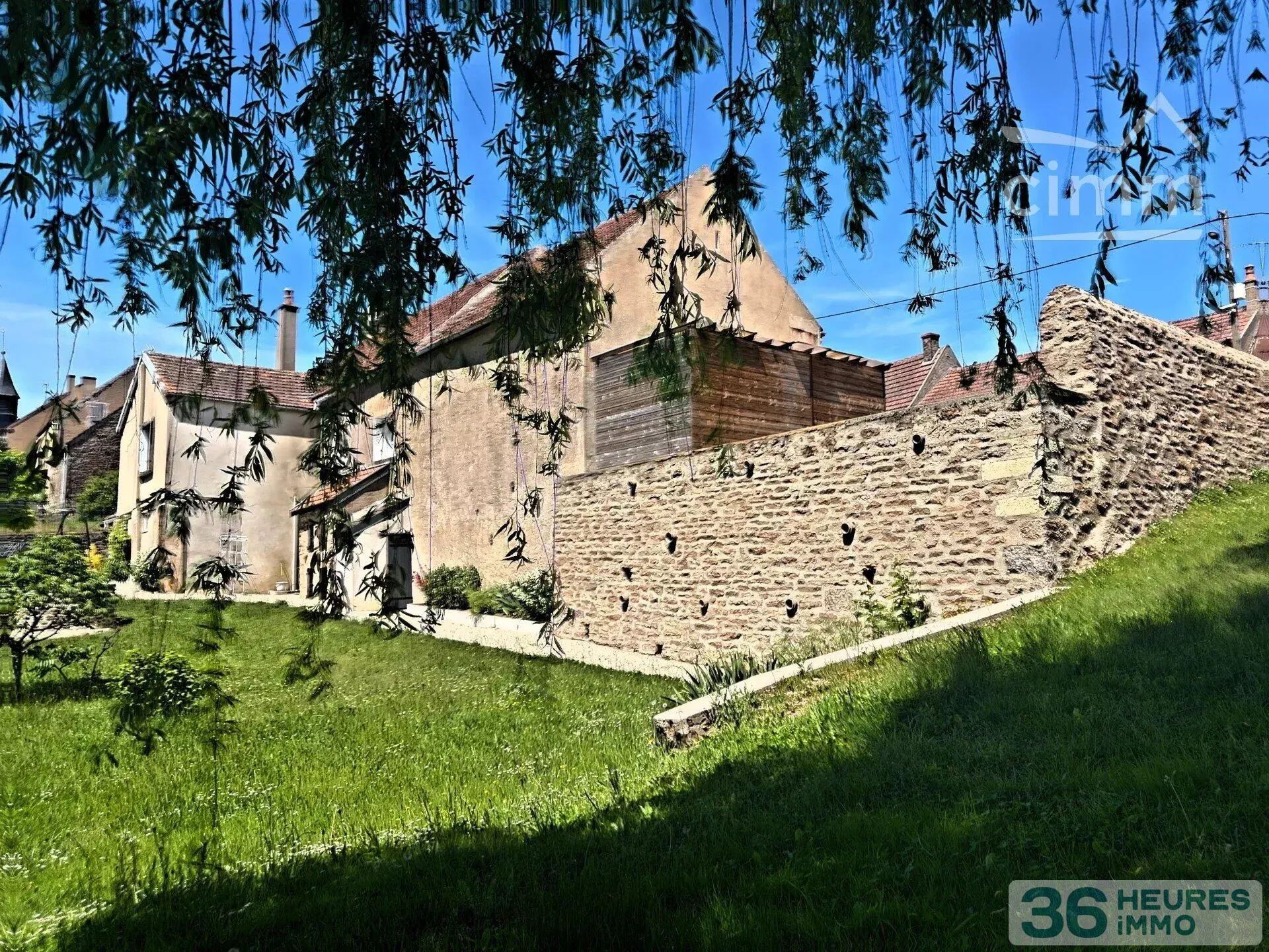A VENDRE-MAISON ANCIENNE DE PLAIN-PIED-110 000€ FAI