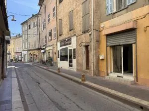 House à Le Luc — vignette 2